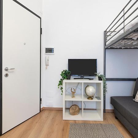 I Host Apartment - Alessi 10 Milano Eksteriør bilde