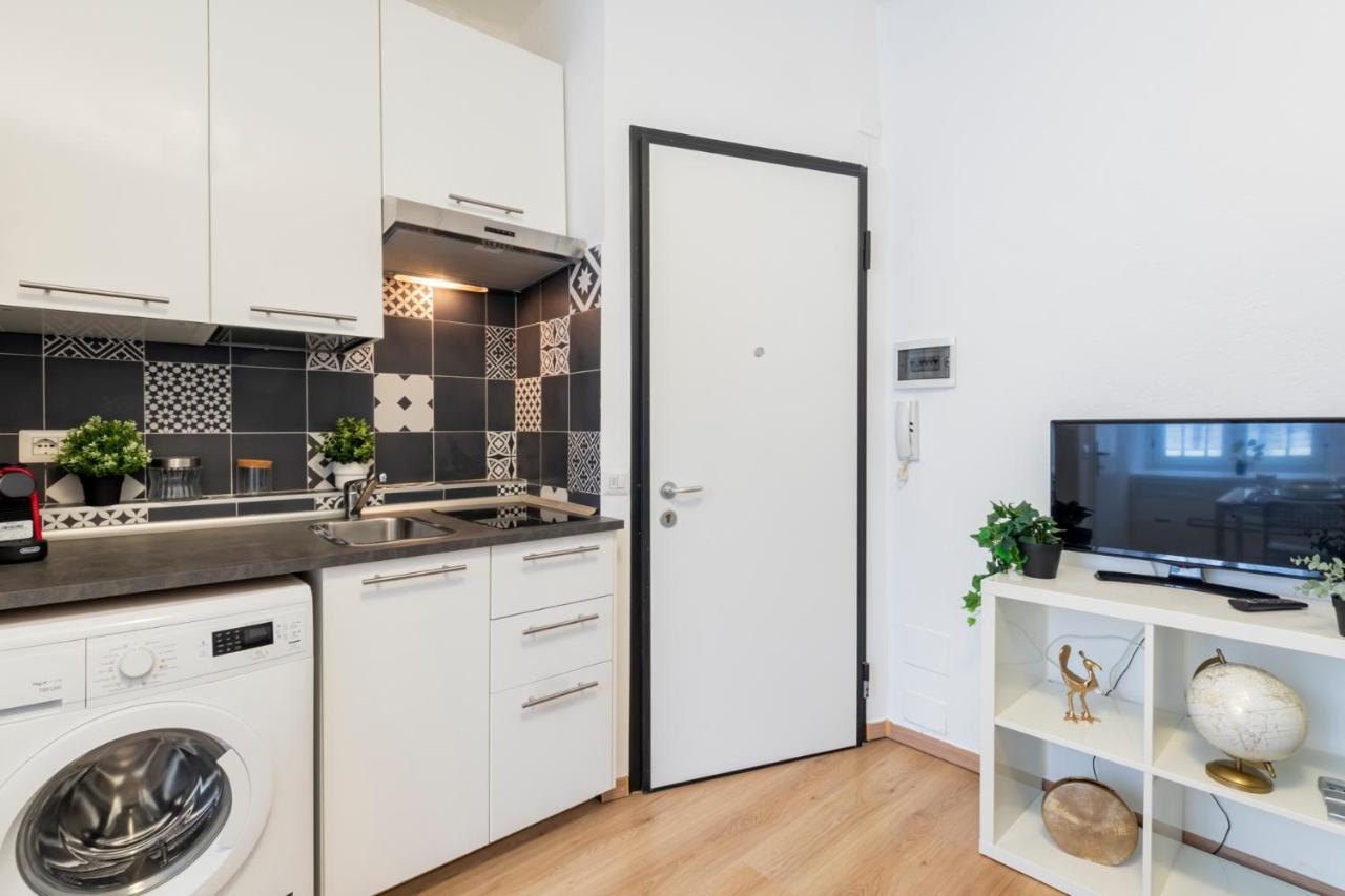 I Host Apartment - Alessi 10 Milano Eksteriør bilde